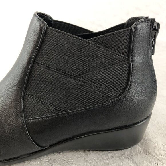 A2 By Aerosoles Black Wedge-Heel Ankle Boots with Zipper Back Size 5½M NIB - Picture 8 of 15
